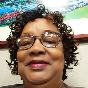 Meet your Posher, Lenail